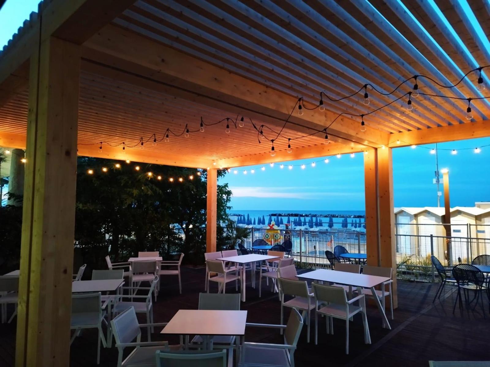 Evo Boutique Hotel & Spa Bellaria-Igea Marina Buitenkant foto