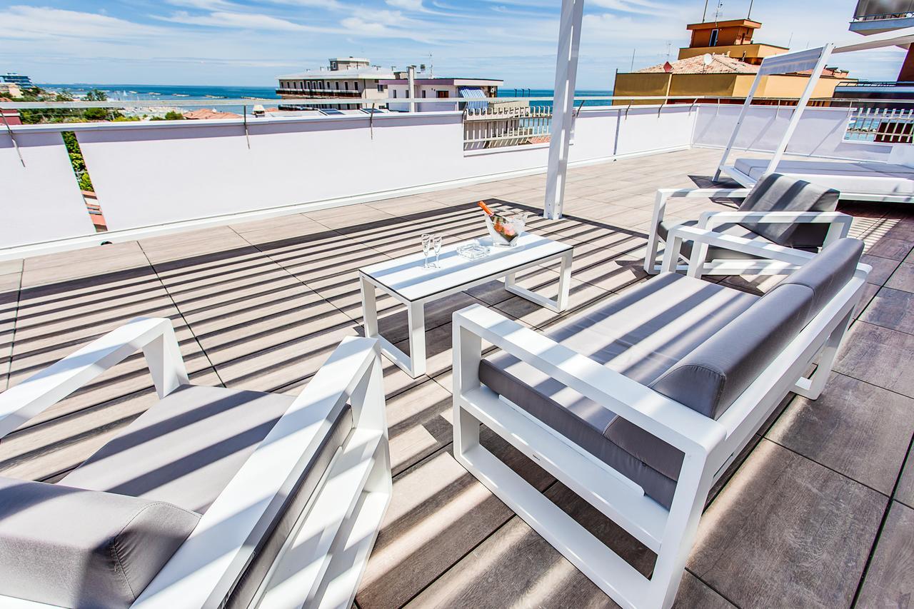 Evo Boutique Hotel & Spa Bellaria-Igea Marina Buitenkant foto