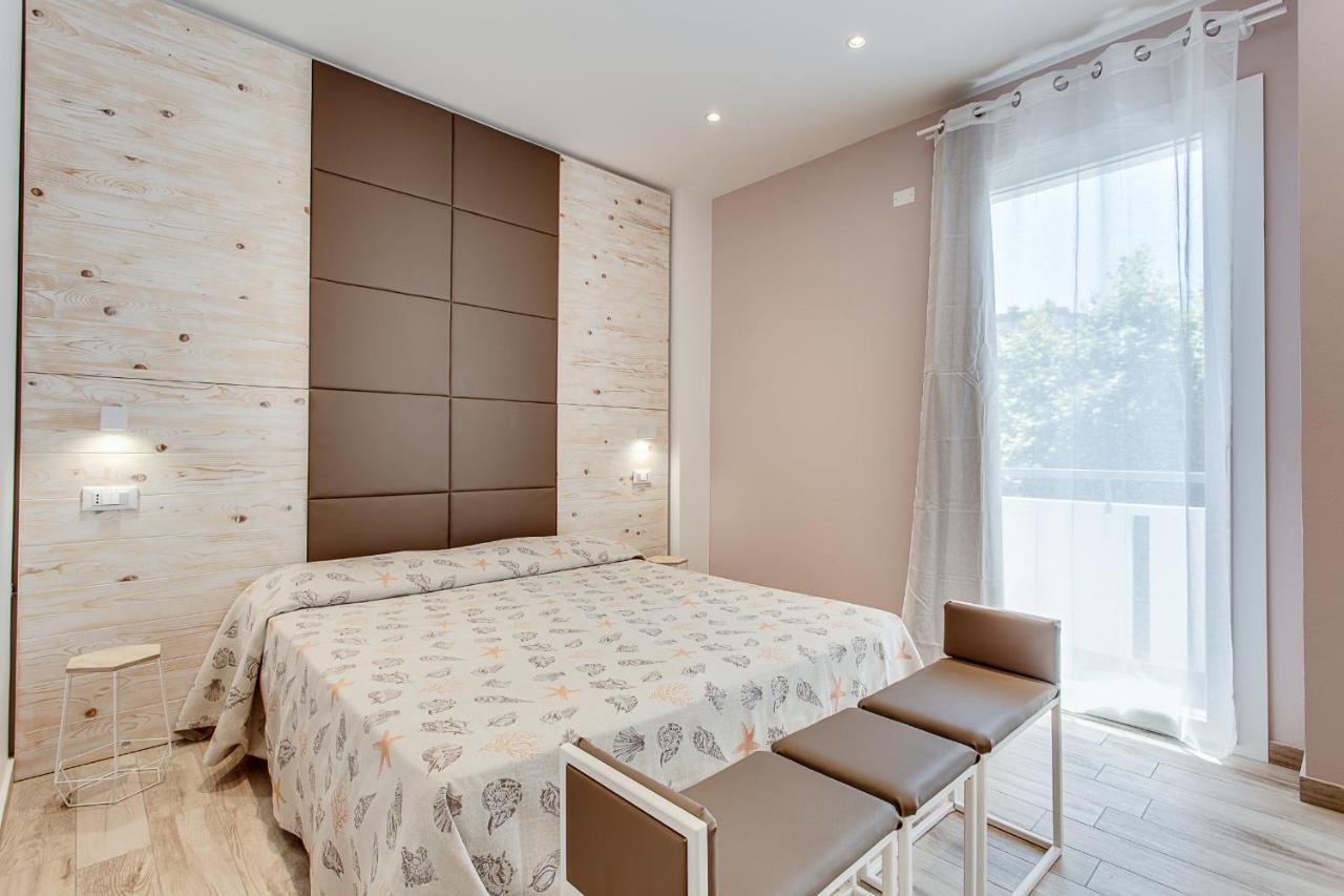 Evo Boutique Hotel & Spa Bellaria-Igea Marina Buitenkant foto